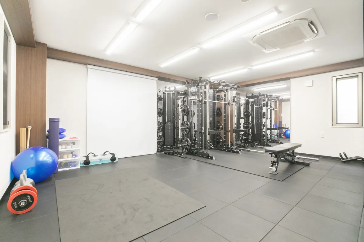 トレーニング専用の施設